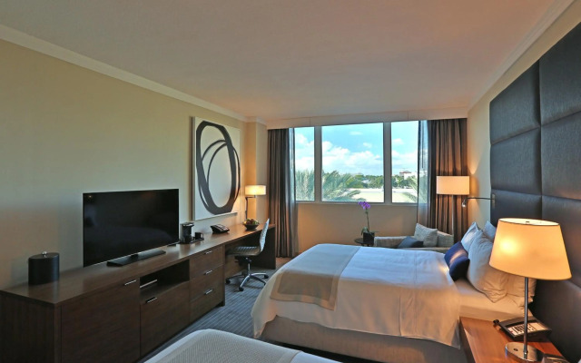 Отель Eiffel Rive Gauche