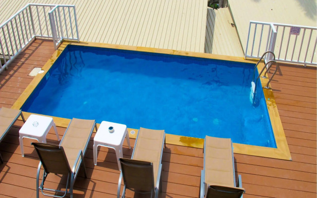 Phi Phi Uphill Cottage