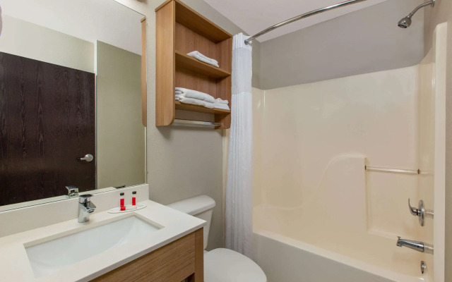 Microtel Inn & Suites by Wyndham Augusta/Riverwatch