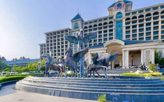 Evergrande Hotel，Tianjin Dongli Lake