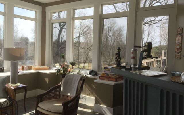 Clyde Hall Bed and Breakfast