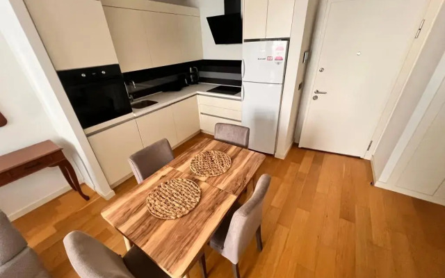 G Tower Residence Luxury Apartment