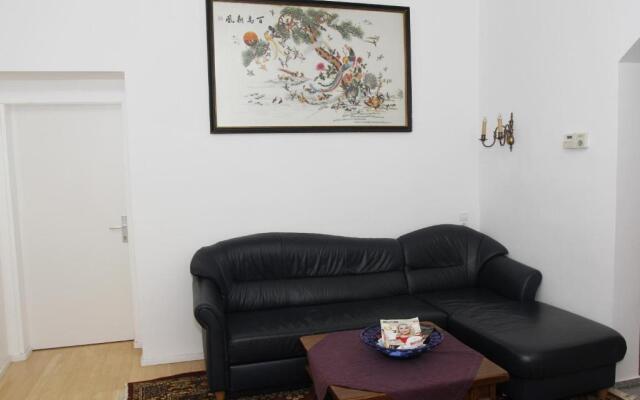 Stay-In Vienna 23