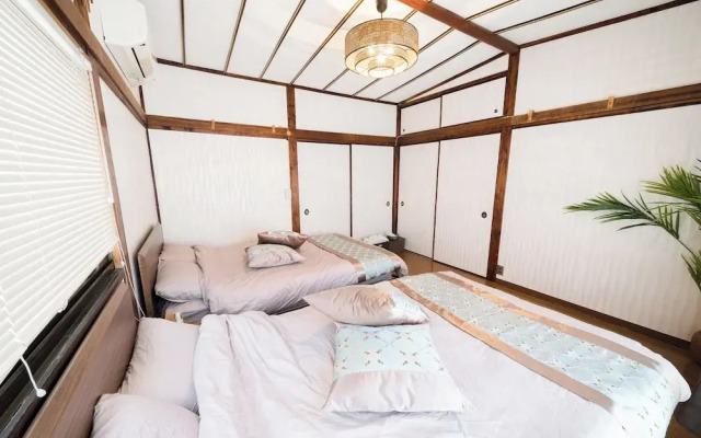 Plat House Shinjuku 202