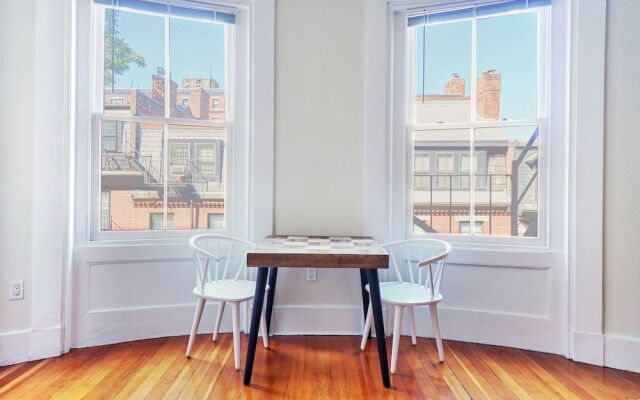 Sonder by Marriott Bonvoy The Hancock Apartments Beacon Hill