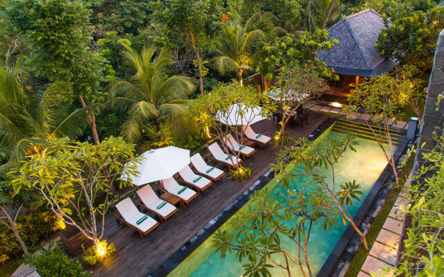The Astari Villa & Residence