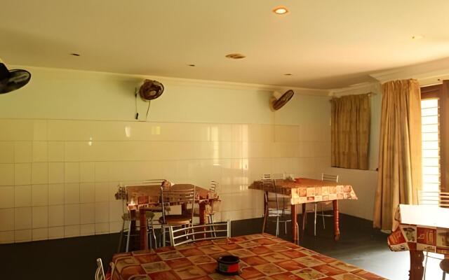 Sree Visakh Hotel