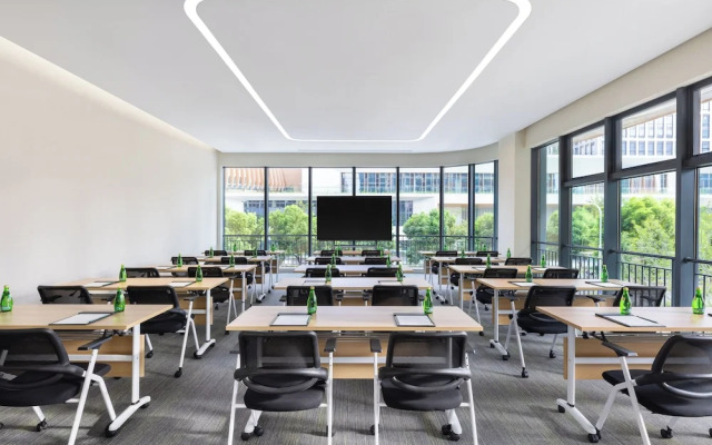 Adoor Suites Songbei Suzhou