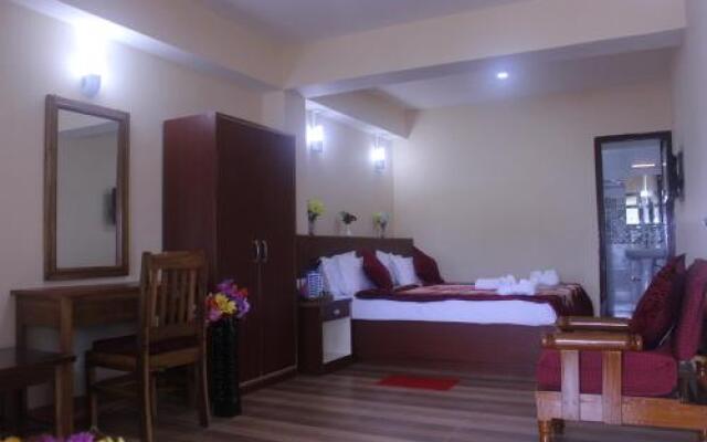 Zero to One stay - Hotel Khandroling (HKL)