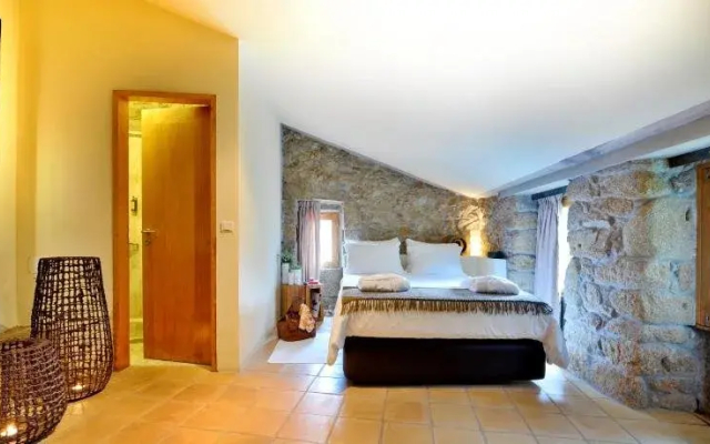 Casas De Pousadouro