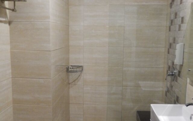Grand Amira Hotel