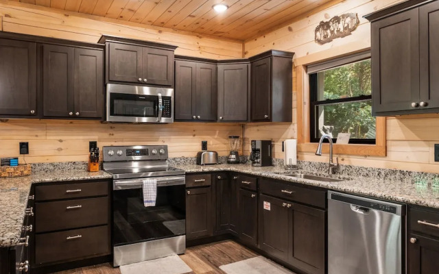 Haven 2 Bedroom Cabin by RedAwning