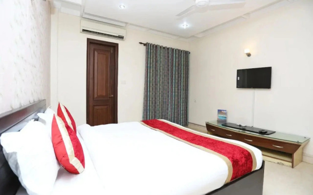 OYO 14789 Kempinski Wide