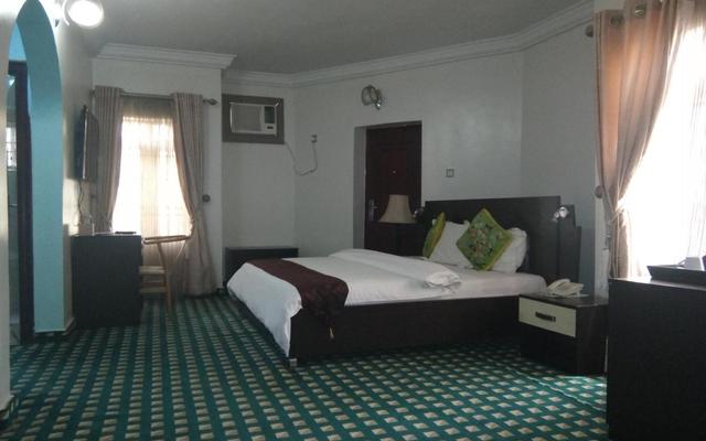 Paris Choice Hotels & Resorts Maitama