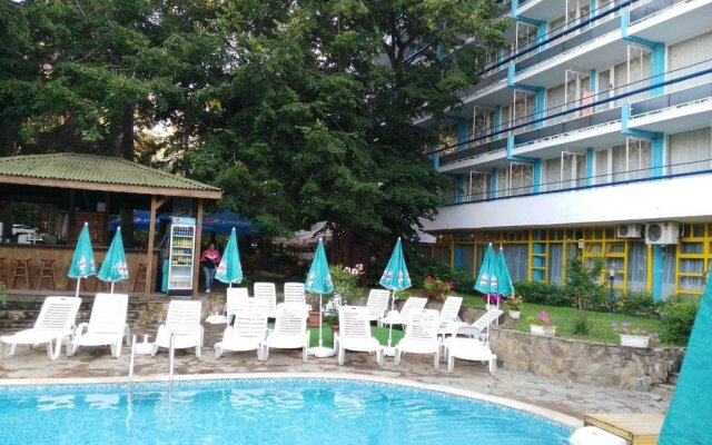 Hotel "Diana"