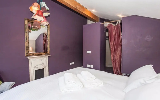 Spacious 2 Bedroom House With Garden