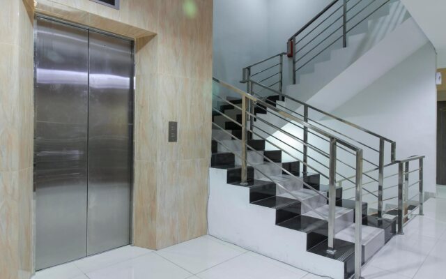RedDoorz Plus Syariah @ Jalan Sriwijaya Medan