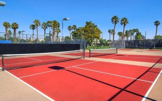 Newly Renovated 2020! 3 Bedroom Condo