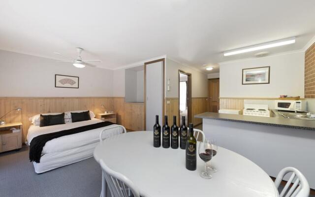 Summerfield Winery and Accommodation