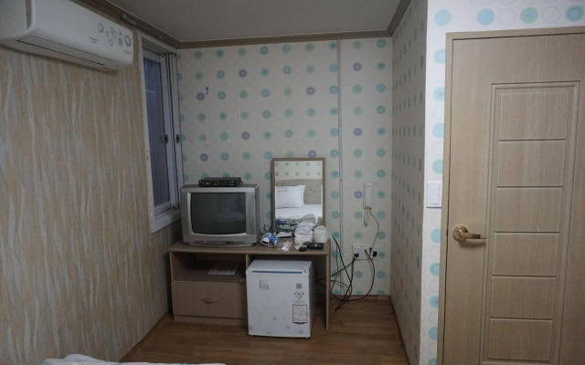 Daewonjang Motel