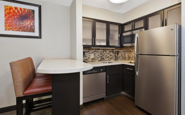Staybridge Suites Detroit-Utica by IHG