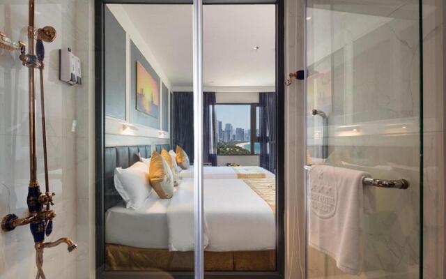 Ruby Hotel