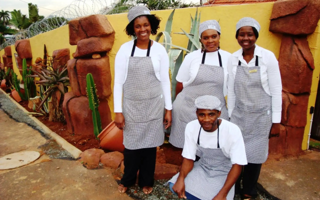 Flintstones Guest House Durban
