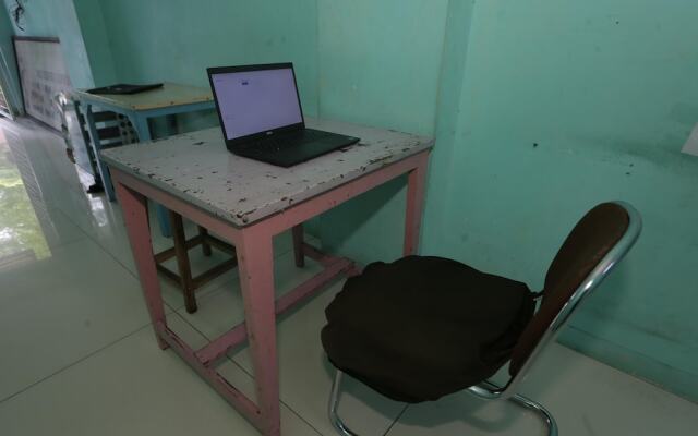 SPOT ON 93827 Rumah Kost Harapan Indah