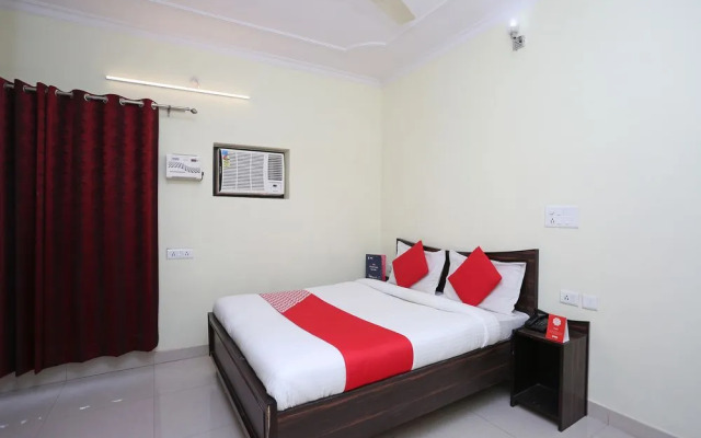 OYO Flagship 10567 Hotel Gandharv