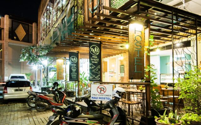 Nau Here Hostel