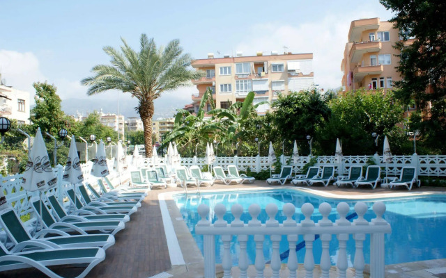 Pinar Hotel
