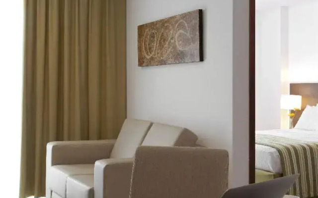 Happy Hotel Manaíra