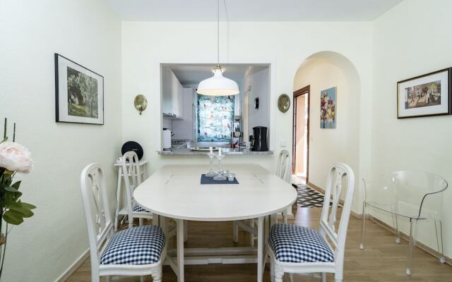 AGC26 - Lovely apart walking distance to Port