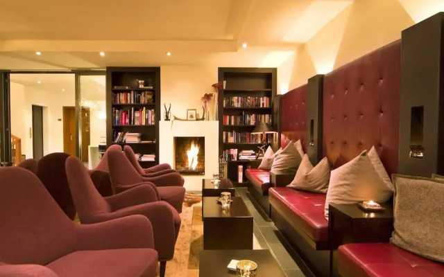 Le Mirabeau Hotel & Spa