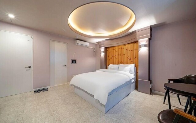 Chungju Bali Hotel