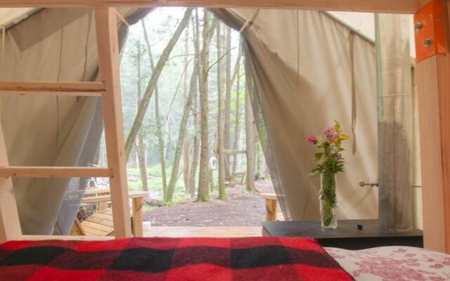 Tentrr - Brookside at Camp Relevé