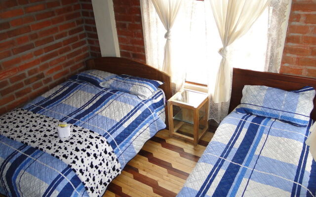 Hostal Chukirawa - Hostel