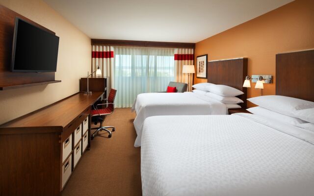 Four Points by Sheraton Phoenix South Mountain