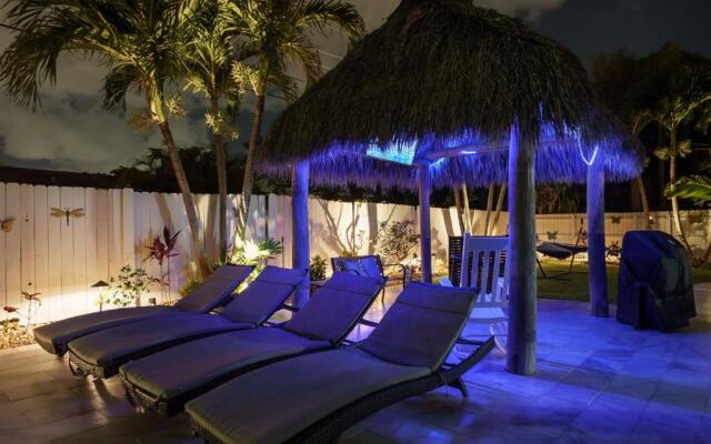 Tiki-home Elite Staycation