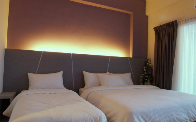 Marvelux Hotel