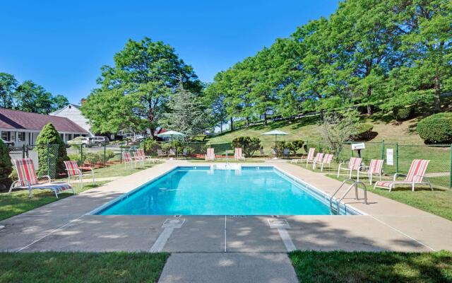 Knights Inn Danvers