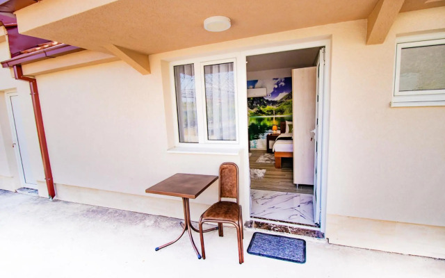 Simo apartments airport Podgorica