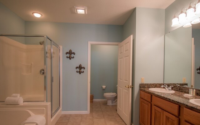 Legacy I 1303 Penthouse