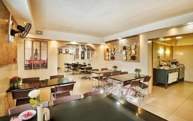 Huttons Hotel, Victoria London