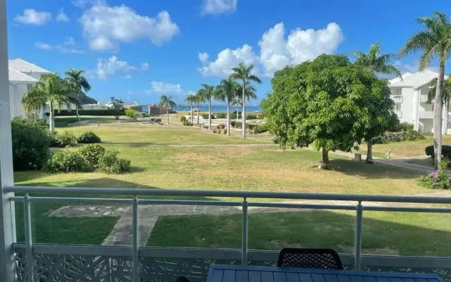 Charmant studio avec vue mer, terrasse Anse-Marcel