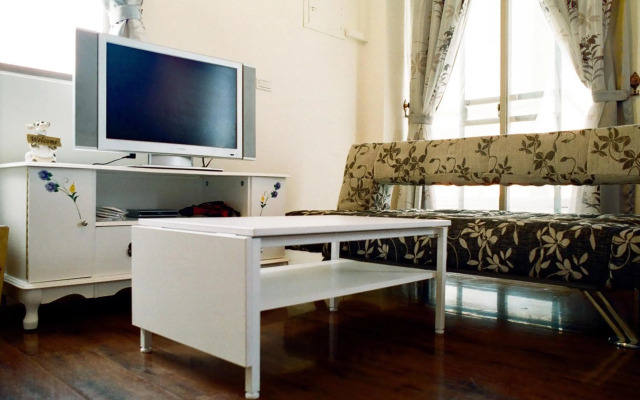 19窩窩市區民宿