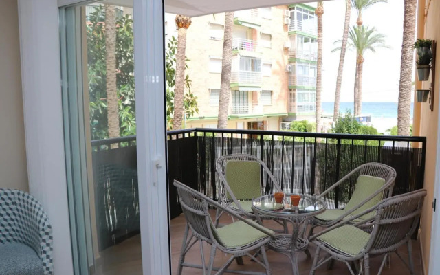 Archanda, apartamento en 1ª línea de playa