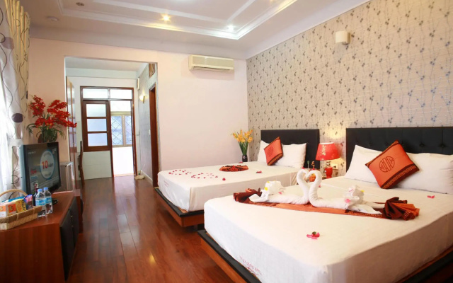 Urban Alley Hotel