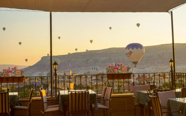 Milat Cave Hotel