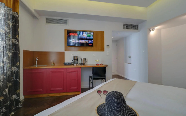 AthiNN Residence